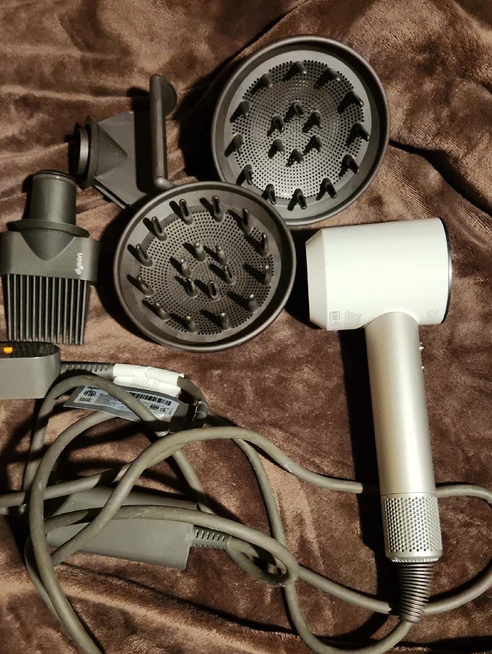Dyson White & Silver Hair Dryer with Diffuser Attachments